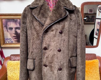Vintage 1960s late 60s original brown gents thick double breasted Prova luxury deep pile acrylic faux fur coat.Mod Psyche.X Large to 46”v vg