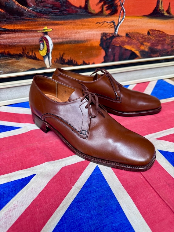 Quality Vintage Deadstock late 1960s early 70s Hornes brown leather Derby 2 hole smart casual dress Oxford mod suit shoes.Size 7,unworn.
