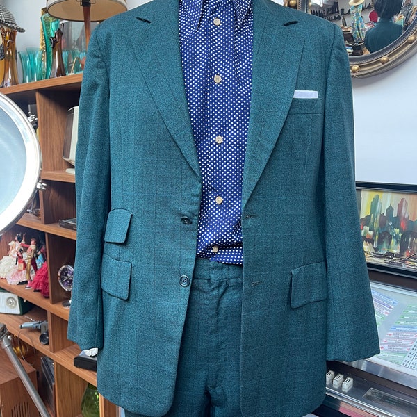 Beautiful Vintage 1960s style 1978 made Richman Brothers 2 button straight leg Mod Preppy Suedehead suit.Small 37-38&1/2”c,30-32”w vgc