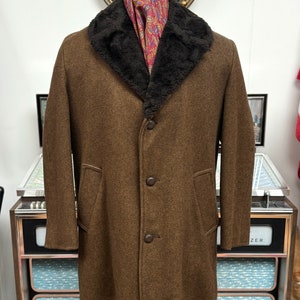 Vintage late 1960s early 70s thick wool double layered with faux acrylic lining and faux fur collar shawl collar Car Coat.Large to XL vgc