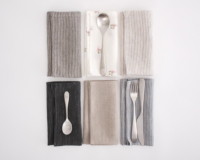 Linen napkins. Washed linen napkins. Soft linen napkins for your kitchen and table linens. imagem 2