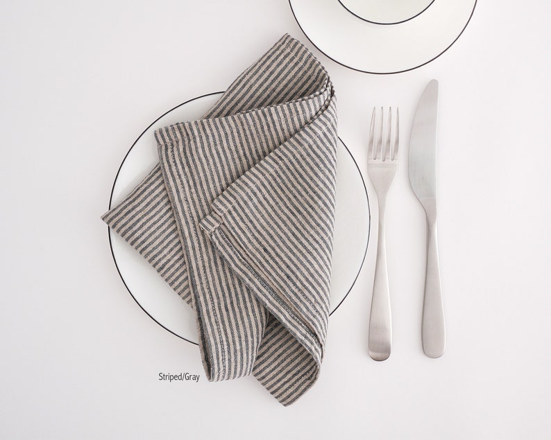 Linen napkins. Washed linen napkins. Soft linen napkins for your kitchen and table linens. imagem 3