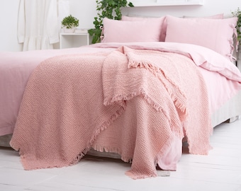 Linen Throw Blanket with fringes. Linen Blanket in Dasty Rose color. Soft Waffle patern Linen Throw.