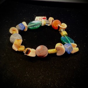 Handmade bracelet with glass, shells, vergsilblapis and agate AB17 image 1