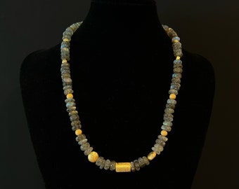 Fantastic labradorite necklace with gold-plated sterling silver spacers, 50 cm, article