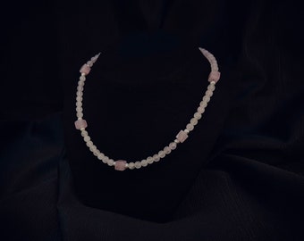 Discover our elegant rose quartz silver necklace for timeless beauty and positive energy