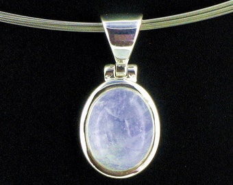 Fantastic moonstone gemstone pendant with sterling silver item number AH15