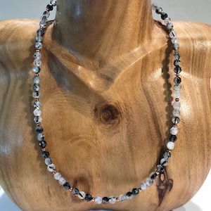 Elegant tourmaline quartz necklace with gold-plated silver beads SK140