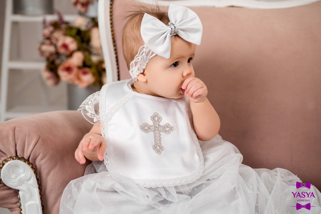 Baby Mädchen Weiße Spitze Taufsocken Mit Verziertes Kreuz Zur