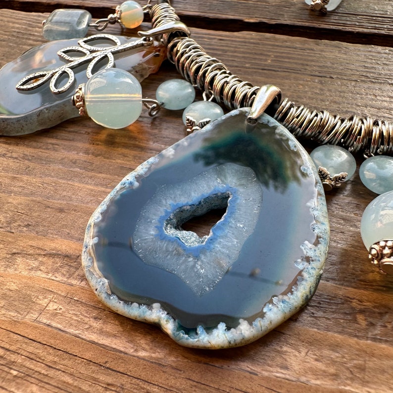 Agate necklace, Large stone pendant, Boho witchy gemstone jewelry, Blue statement choker, Summer necklace for women, 35th birthday gift zdjęcie 6