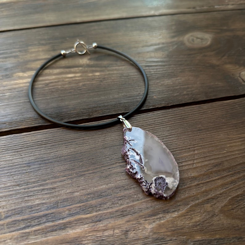 Agate slice necklace, Large stone pendant, Boho gemstone jewelry, Purple statement choker, Summer necklace for women, 30th birthday gift image 2