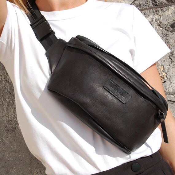 sling pouch bag