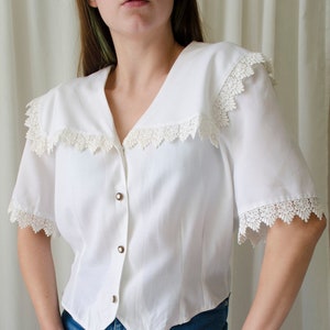 vintage white lace blouse Sailor collar blouse, lace trim collar blouse, romantic cottagecore blouse, fairycore blouse XS M image 1