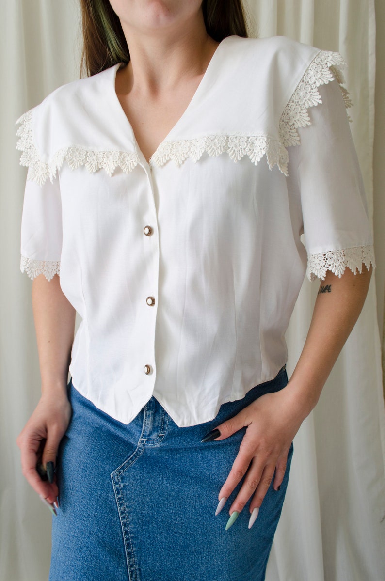 vintage white lace blouse Sailor collar blouse, lace trim collar blouse, romantic cottagecore blouse, fairycore blouse XS M image 4