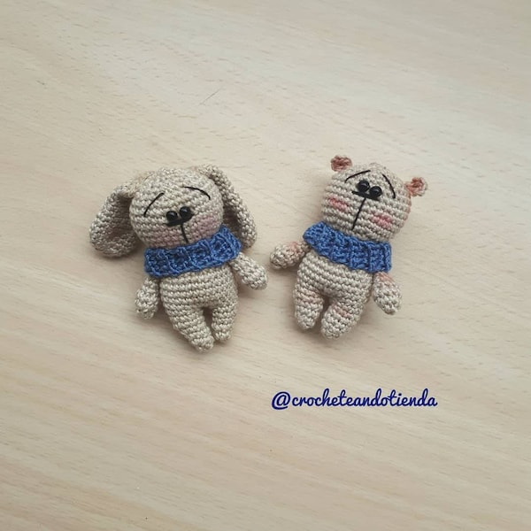 Teddy bear and miniature bunny, for keychain or brooch, amigurumi collection