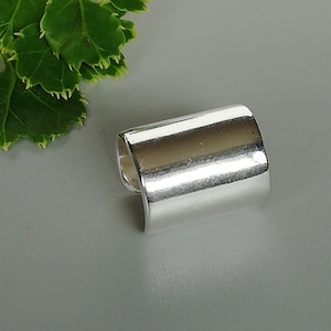 Sterling Silber Rohr Ohrmanschette | Chunky Ohr wickeln | Breite Armspange Helix 925 Silber | Boho Manschette | Unisex Ohrmanschette | Minimalistische Armspange | E779