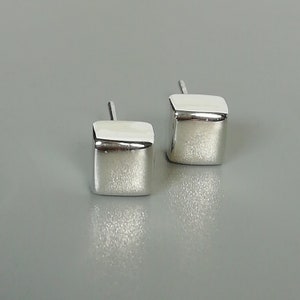 Silver cube ear studs | Square cube earrings | Minimalist jewelry | Silver studs | Gift earrings | E502