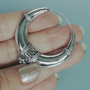 Große tibetische Creolen | 40 mm Silber Creolen |  Dicke silberne Creolen | Boho Schmuck | Ethnische Ohrringe | Silberschmuck | Geschenk Ohrringe | E814