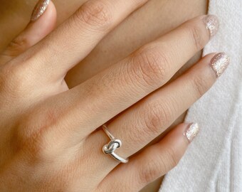 ★Hei★ sv925 unbalanced knot ring MUSINSA公式 | HEI [sv925] unbalanced knot ring