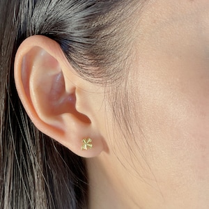 Four leaf clover gold ear studs | Lucky charm ear studs | Gold dipped earrings | Sterling silver minimalist jewelry | E423g