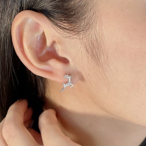 Tiny deer studs | Silver deer earrings  | Silver ear studs | Stocking stuffer | Bohemian jewelry | Silver earrings | Cute studs | E462
