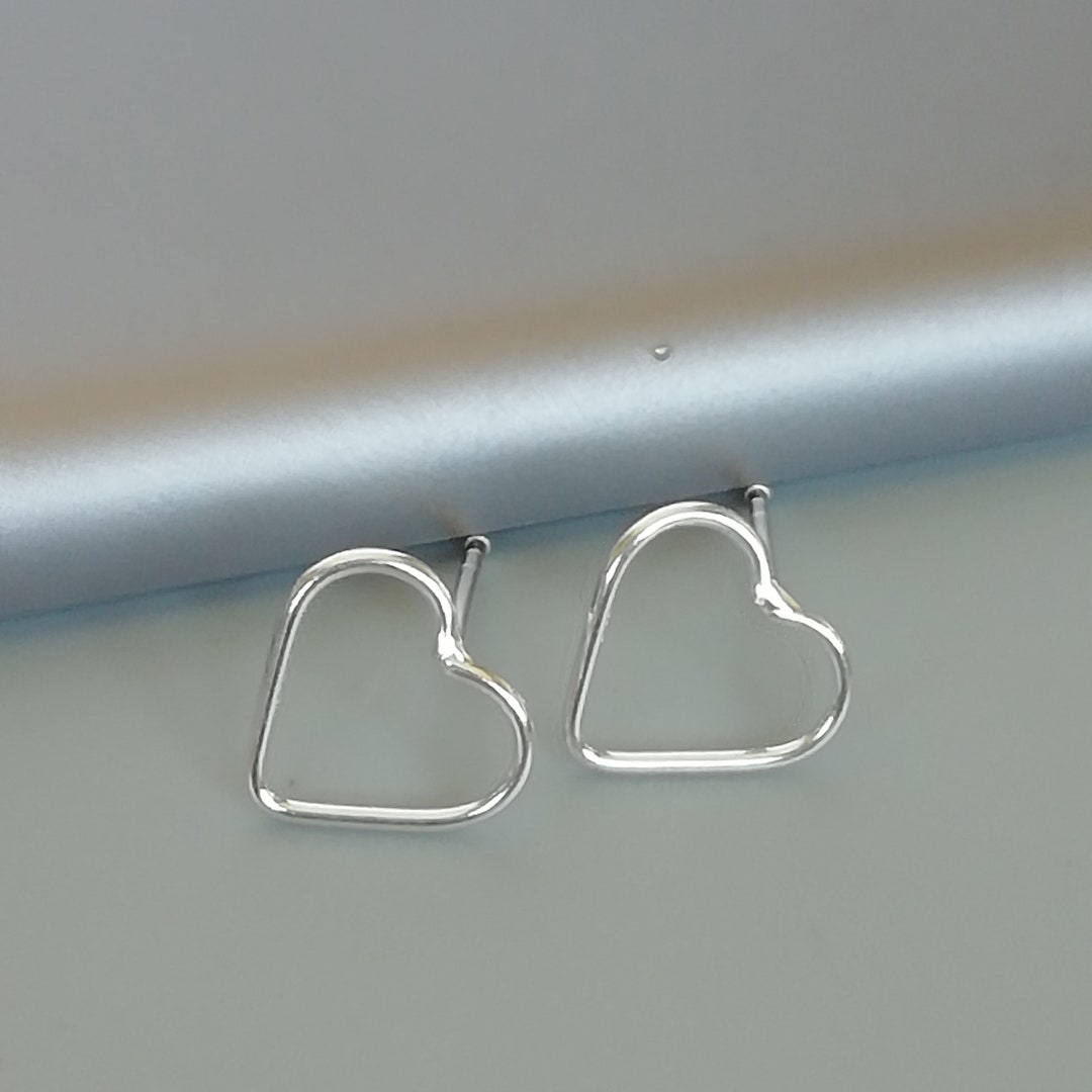 Sterling Silver Heart Ear Studs Silver Earrings Minimalist - Etsy