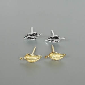 Set of gold and silver leaf earrings | Sterling silver ear studs | Earrings set | Cartilage earrings gift set | Gold plated studs | E432gs
