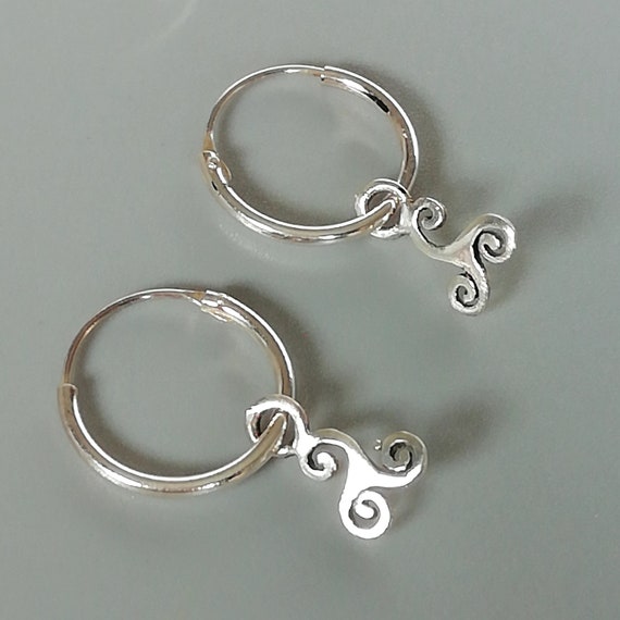 Small hoop earrings with charm silver discount