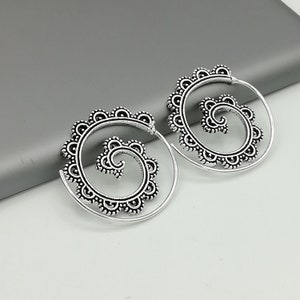 Spiral silver hoops | Silver hoop earrings | Peacock hoops | Dramatic hoops | Indian ear wires | Wire hoops | Silver ear hoops | E142