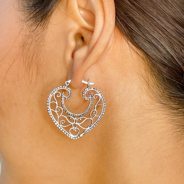 Sterling silver filigree hoops | Indian hoops | Bohemian hoops | Silver jewelry | Heart hoops | Silver ear hoops | Gift earrings | ECAC