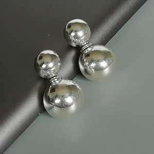 Double sided sterling silver ball studs | Stunning silver ear studs | Ball cartilage studs | Silver jewelry | Bohemian earrings | ELTA