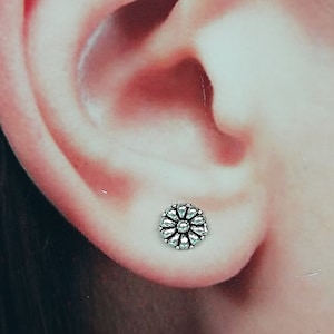Flower ear studs |  Small studs | Delicate studs | Flower earrings | Silver jewelry | Cartilage ear studs | Tiny ear studs | ECAF
