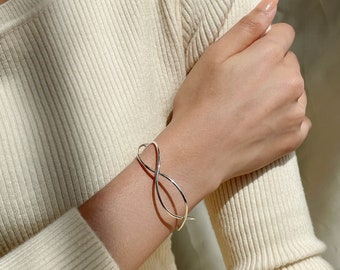 Infinity waves bracelet | Sterling silver bangle | Free size bangle | Cuff bracelet | Silver bracelet | Bohemian jewelry | BIA