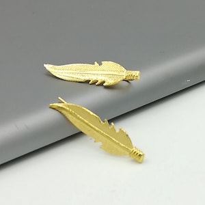 Feather ear climber | Gold ear creeper | 925 silver climber | Bohemian jewelry | Feather jewelry |  Ear climber | E81