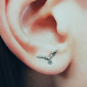 Sterling Silber Möwe Ohrringe | Vogel Ohrstecker | Knorpelohrstecker | Boho Schmuck | Vogelliebhaber Geschenk | Tragus Ohrstecker | E718