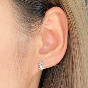 Tiny owl earrings | Sterling silver ear studs | Silver owl studs | Boho ear studs | Fun cartilage studs | Tragus studs | E724