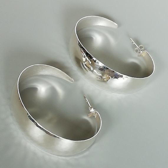 SILVER925 WIDE HOOP EARRINGS /シルバー/ピアス Amazon.com: EXGOX 4MM Wide Silver Hoop Earrings for Women