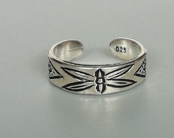 Ethnic toe ring | Toe ring | Sterling silver toe ring | Dragonfly toe ring | Midi toe ring | Boho Foot band | Minimalist toe ring | TRS