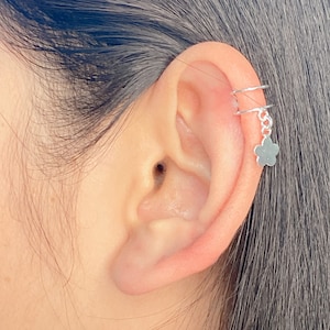 Flower ear cuff | Silver charm cuff | No piercing ear cuff | Bohemian Cuff | Flower earrings  | Unisex jewelry | Minimalistic cuff | E876