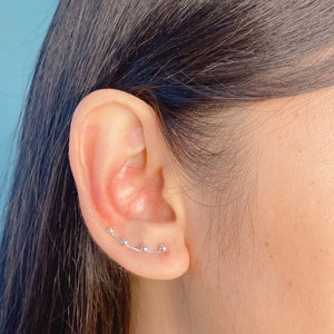 Silver ear climber | Balls ear creeper | 925 silver climber | Bohemian jewelry | Minimalistic ear jewelry | Ear climber | E760