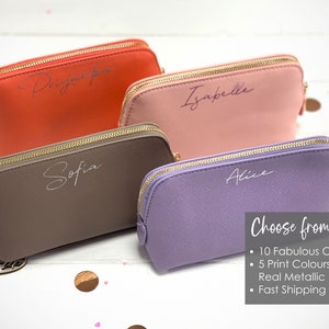 Trousse de maquillage personnalisée de demoiselle d'honneur, cadeau de demoiselle d'honneur personnalisé, trousse de maquillage en cuir, trousse beauté de voyage personnalisée, trousse beauté nom