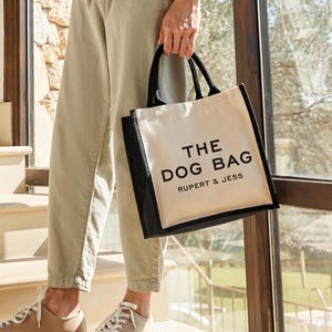 犬好きのママ、犬好き、ペット好き、犬の飼い主、犬好き、犬の散歩をする人、母の日へのプレゼントに最適な、名入れ可能な犬用トートバッグ。