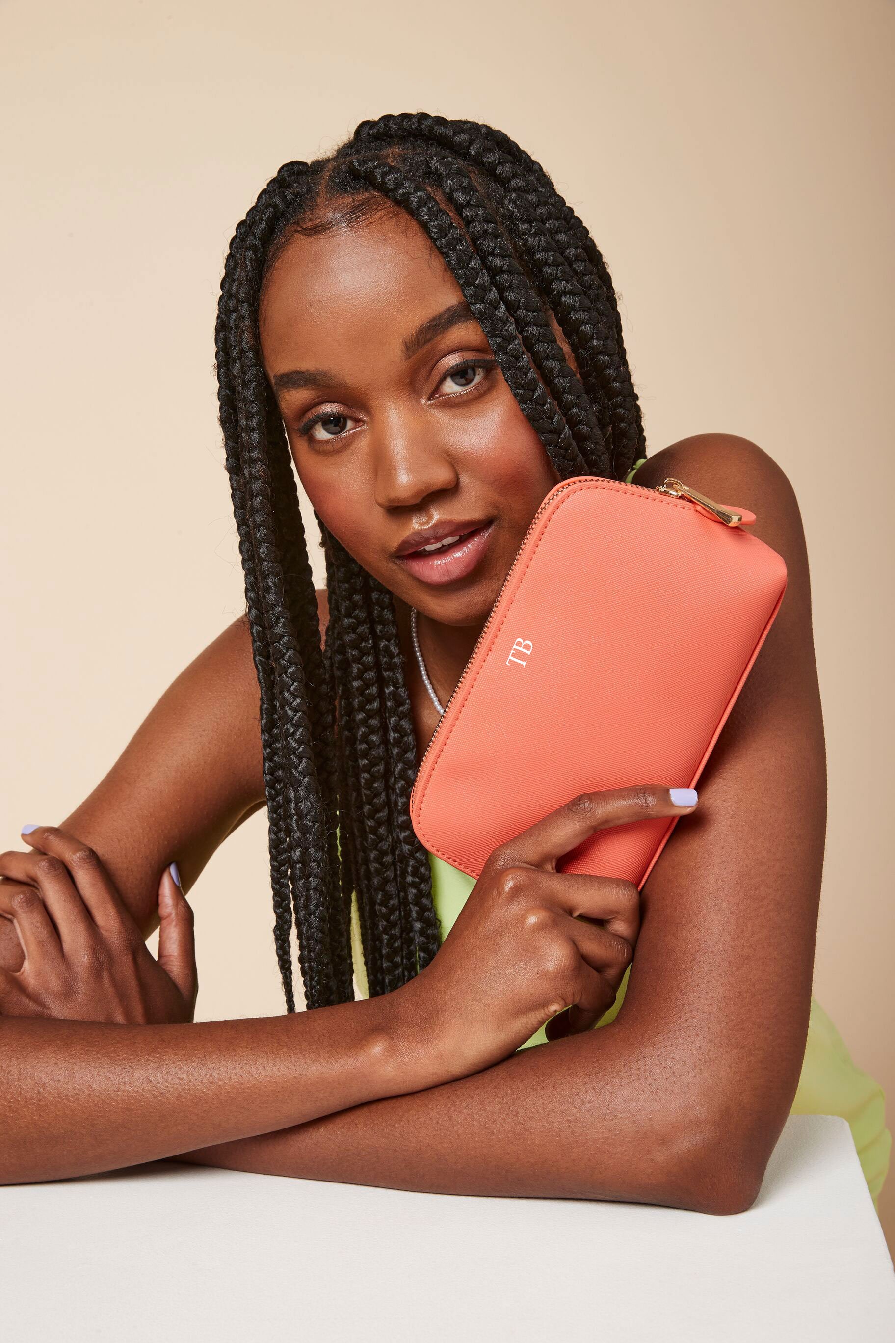 Individuelle Kosmetiktasche mit Monogramm als Geschenk zum Valentinstag, individuelle Schminktasche für sie, personalisierte Schminktasche für Frau oder Freundin