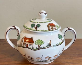 Zuccheriera vintage Crown Staffordshire con coperchio e motivo a scene di caccia, in ottime condizioni.