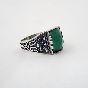 Handmade Aventurine Stone Men's Ring: 925 Sterling Silver
