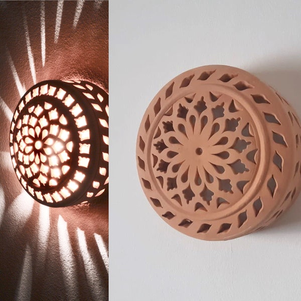 Wandleuchte aus natürlichem Ton, kleine einzigartige Wandleuchte aus Keramik, runde Wandkunstbeleuchtung, Wohndekoration und Geschenke für den Außenbereich, Boho-Lampe