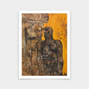 Könnte beinhalten: Ein Gemälde mit drei Figuren, zwei stehende und eine im Hintergrund teilweise verdeckt. Die Figuren sind in einem strukturierten Stil mit einer dunkelbraunen und schwarzen Farbpalette gemalt. Der Hintergrund ist leuchtend gelb.