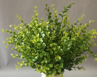 8 Bundles Artificial Grasses Outdoor Fake Eucalyptus Grasses for Decoration No Fade Faux Plastic Plants Garden Porch Window Box Décor