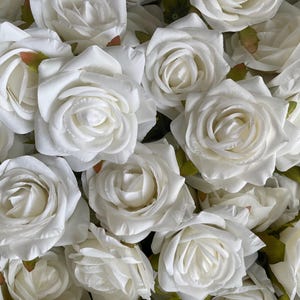 8CM White Artificial Flowers Silk Roses Head Only Suitable for Corsage Boutonniere Wedding Flowers White Roses Swag Flowers Arch Flowers