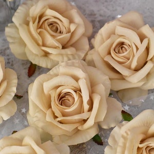 Light Champagne Rose Head Only Artificial Roses Flowers Champagne Faux Rose Artificial Flowers Silk Flowers 10cm/3.9'' 10-100pcs